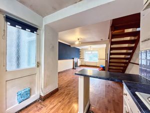 Photo 13- click for photo gallery